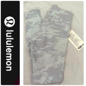 LULULEMON/White Camo Jacquard Luxtreme Leggings